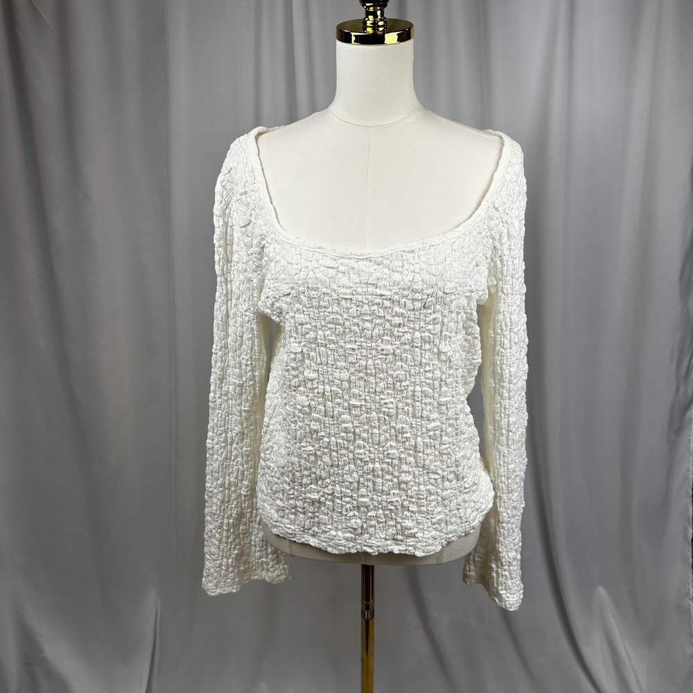 Old Navy White Popcorn Texture Long Sleeve Scoop Neck Top XL Boho Casual Blouse